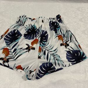 Tropical Print Shorts size med woman’s from SHEIN